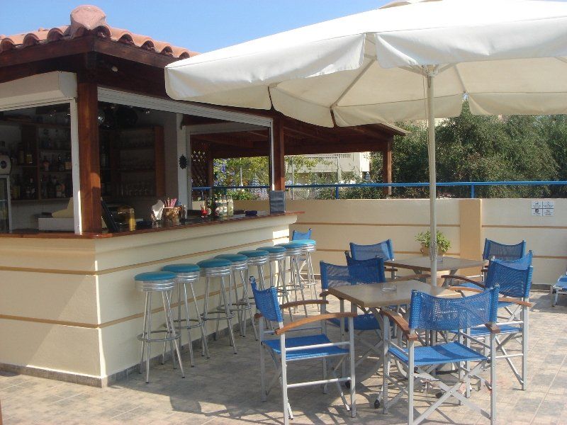 Dias Hotel Apartments Agia Marina Dış mekan fotoğraf