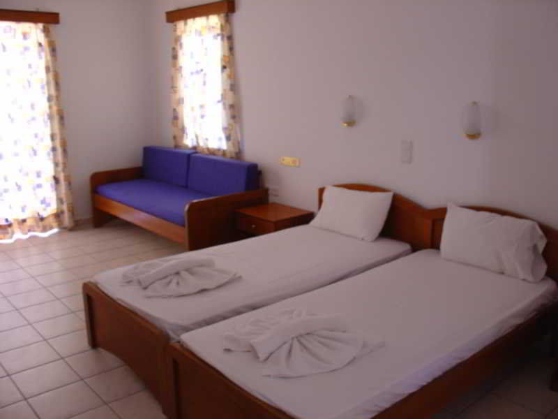 Dias Hotel Apartments Agia Marina Dış mekan fotoğraf