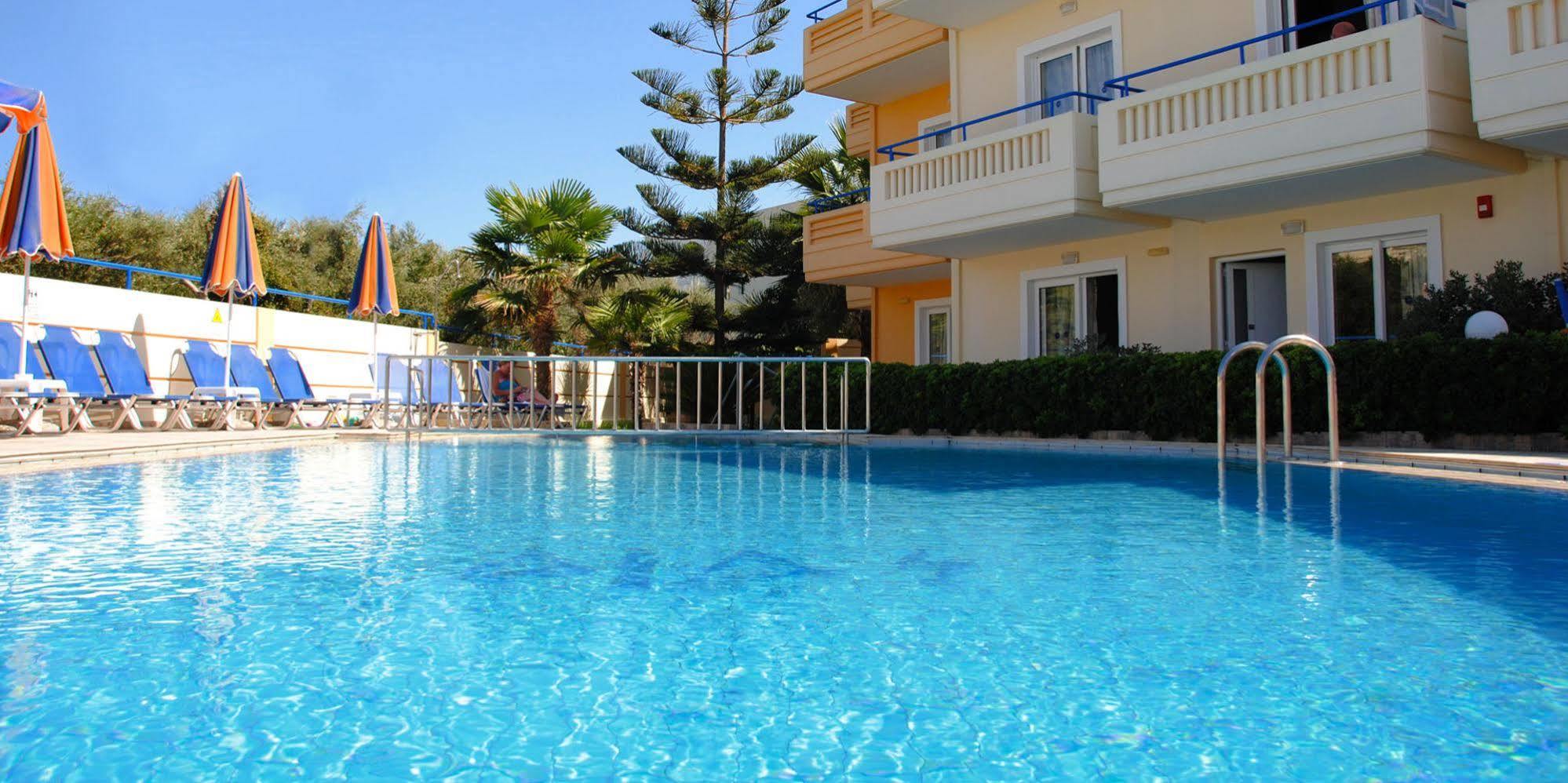 Dias Hotel Apartments Agia Marina Dış mekan fotoğraf